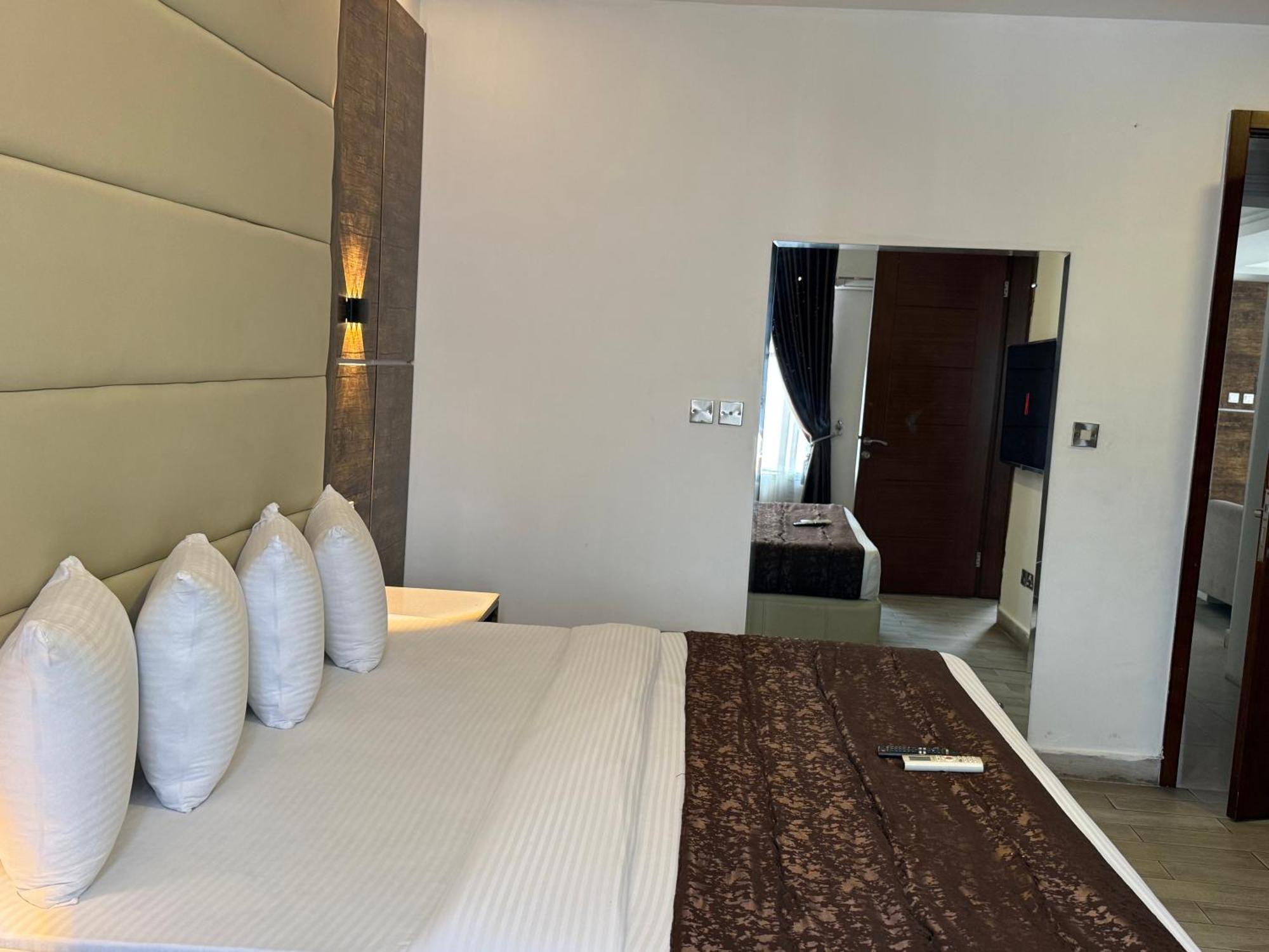 Presken Luxury Apartments Lagos Luaran gambar